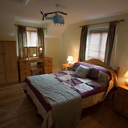 Teach Bhalor Semesterbostad *